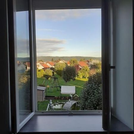 Frasne Logement Entier. Gite Les Brimbelles Exterior photo